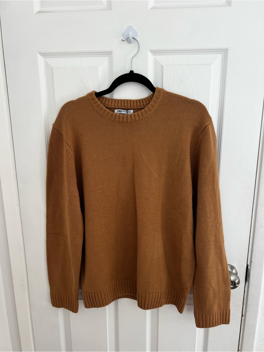 Zara Women's Crewneck Sweater in Camel‎
